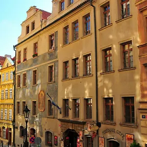 Thunovska Appartement